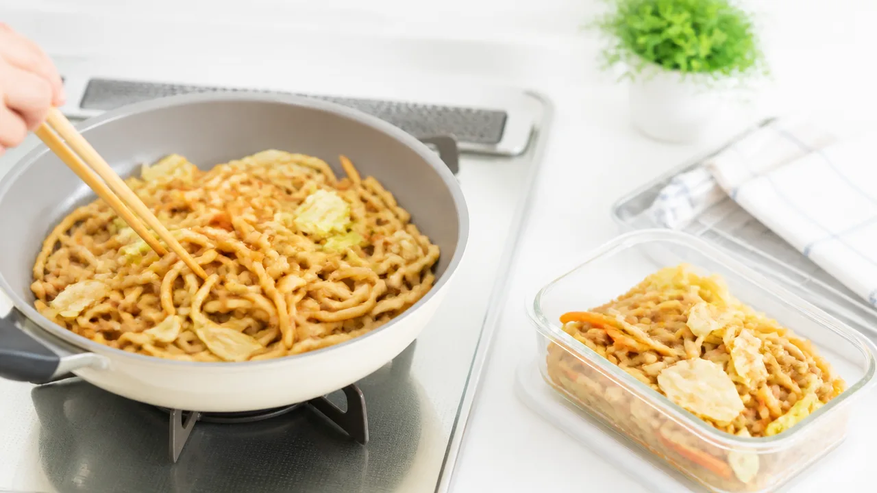 焼きうどんのお弁当への持って行き方は？詰め方と注意点を解説