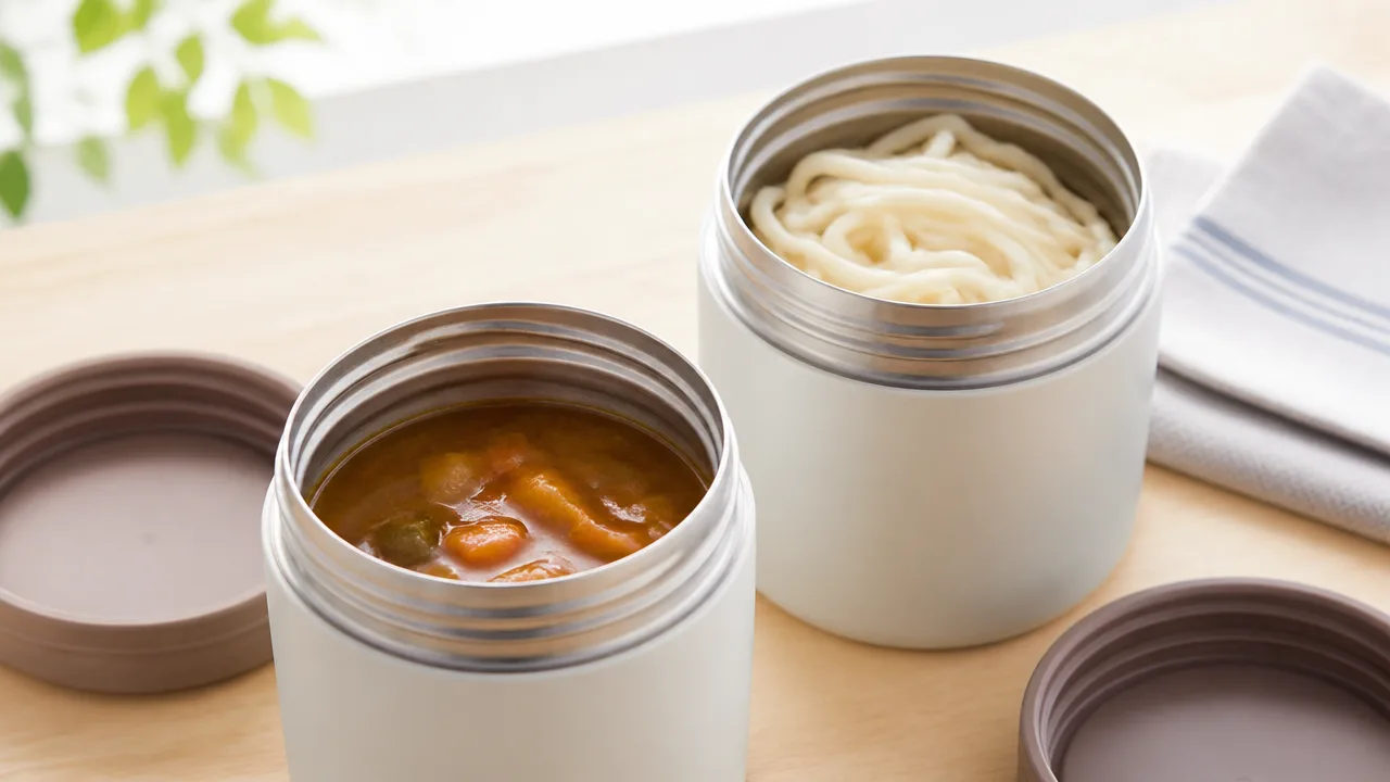 スープジャーにうどんを入れたままで大丈夫?のびにくい持ち運び方